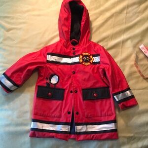 Wippette NWT size 2T Fireman Slicker/red with black interior/snap down front